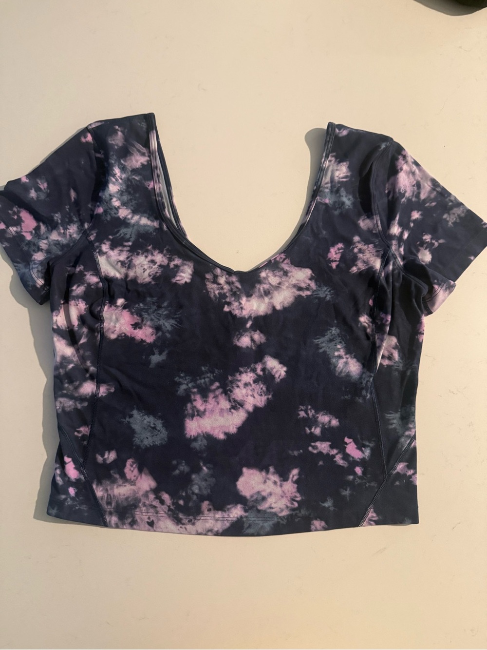lululemon athletica Tie-Dye Scoop Crop Top in Navy and Pink - Picture 2 of 4